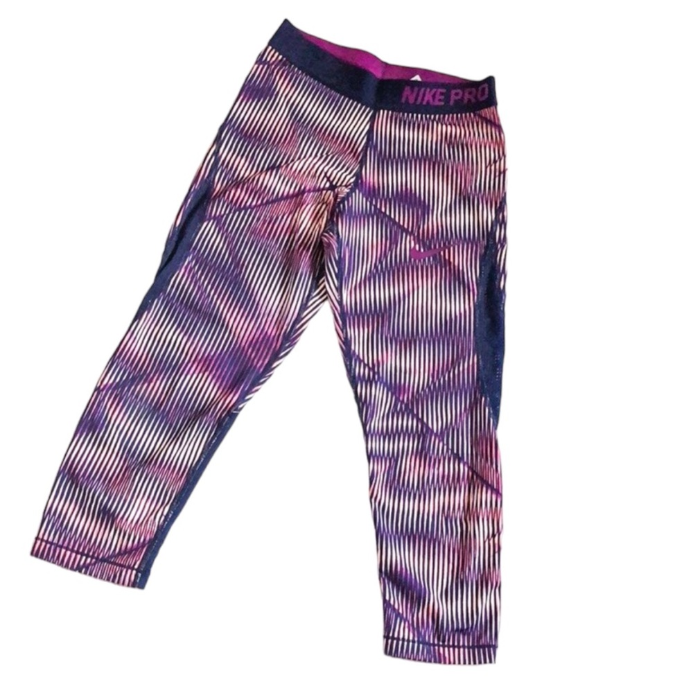 Girl’s Nike Pro Hypercool Capri Leggings